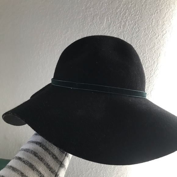 Black Wool Hat - Picture 5 of 5